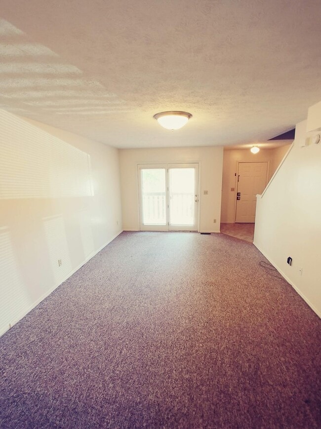 1739 N Lincoln St in Bloomington, IN - Building Photo - Building Photo