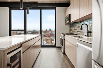 1450 W Washington Blvd in Chicago, IL - Building Photo - Building Photo