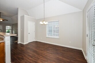 7086 Crape Myrtle Dr in Olive Branch, MS - Building Photo - Building Photo
