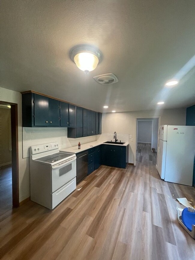 1017 Yew St in Bellingham, WA - Building Photo - Building Photo