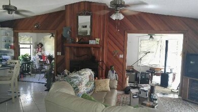 13 Debra Ln in Palm Coast, FL - Building Photo - Building Photo