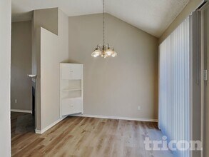 1414 Glenwillow Dr in Arlington, TX - Building Photo - Building Photo