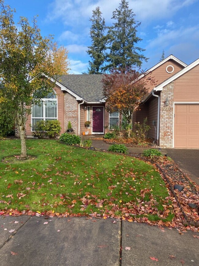 1139 Chardonnay Loop NE in Keizer, OR - Building Photo - Building Photo
