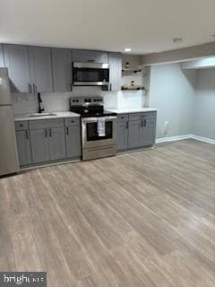 property at 820 Xenia St SE