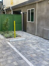 15502 Chase St in Los Angeles, CA - Building Photo - Building Photo