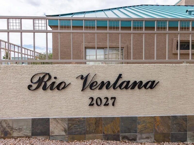 2027 E University Dr in Tempe, AZ - Building Photo