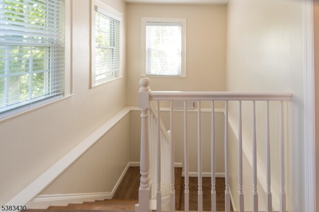 214 Woodcliff Ave in Little Falls, NJ - Building Photo - Building Photo