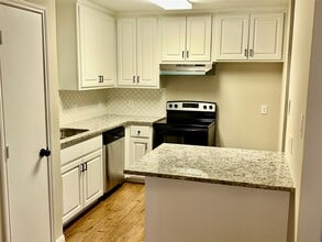 16306 Many Trees Ln in Conroe, TX - Building Photo - Building Photo