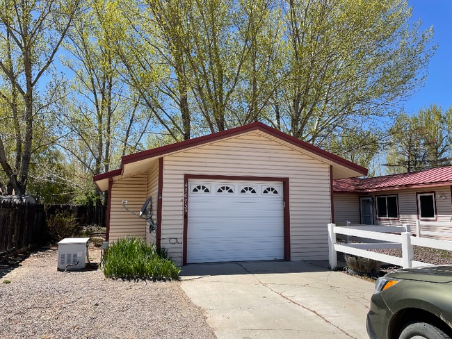 470-755-755 Tule Dr