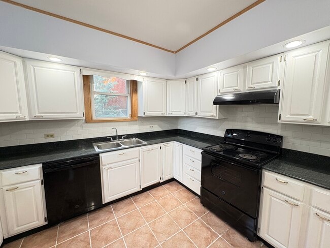 6345 Morrowfield Ave in Pittsburgh, PA - Building Photo - Building Photo