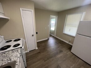 1934 Harris St-Unit -1 in Fayetteville, NC - Building Photo - Building Photo