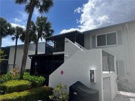 4083 Northlight Dr in Naples, FL - Building Photo