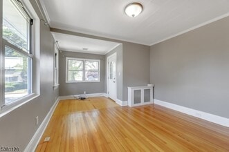 13-35 4th St in Fair Lawn, NJ - Building Photo - Building Photo
