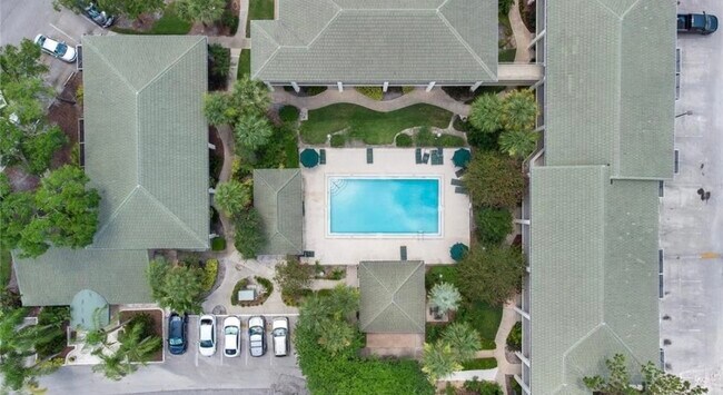 121 Oyster Bay Cir in Altamonte Springs, FL - Building Photo - Building Photo