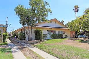 1005 N Lincoln St in Orange, CA - Building Photo - Building Photo