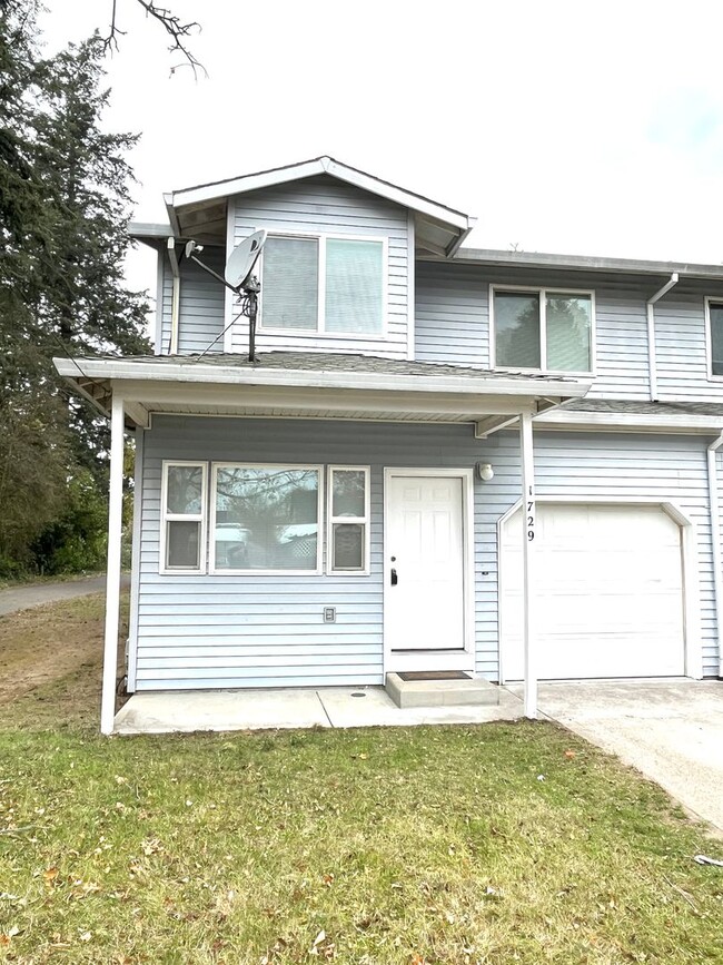 property at 1729 SE 176th Ave