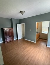 212 McClelland Ave in St Bernard, OH - Building Photo - Building Photo