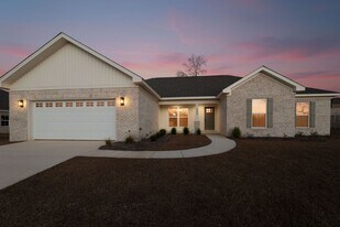 213 Brookstone Dr in Enterprise, AL - Building Photo