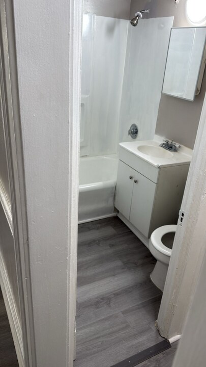 1374 West Blvd in Cleveland, OH - Building Photo