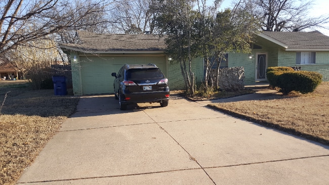 306 Ridgecrest Dr in Duncan, OK - Building Photo - Building Photo