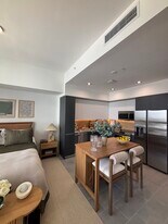 1990 NW 1st Pl, Unit S1 in Miami, FL - Building Photo