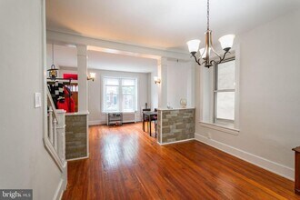 295 Hermitage St in Philadelphia, PA - Building Photo - Building Photo