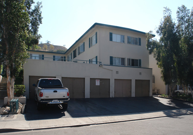 5727-5729 Bates St in San Diego, CA - Building Photo - Building Photo