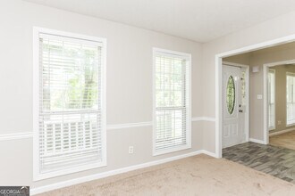 100 Valleydale Dr in Stockbridge, GA - Building Photo - Building Photo
