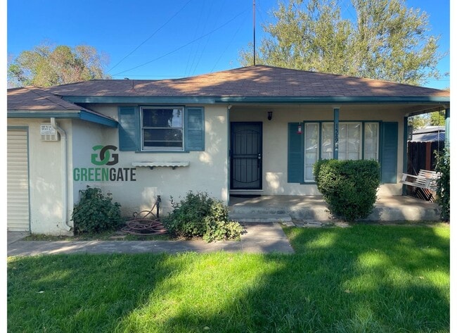 property at 1529 Del Monte Ave
