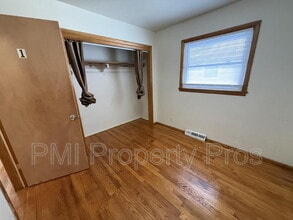 5836 N 75th St in Milwaukee, WI - Building Photo - Building Photo