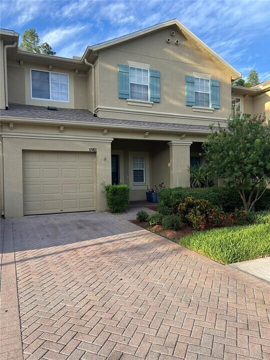 17451 Hugh Ln in Land O Lakes, FL - Building Photo