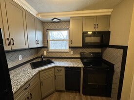 5144 Old Lemay Ferry Rd, Unit 5144 in Imperial, MO - Building Photo