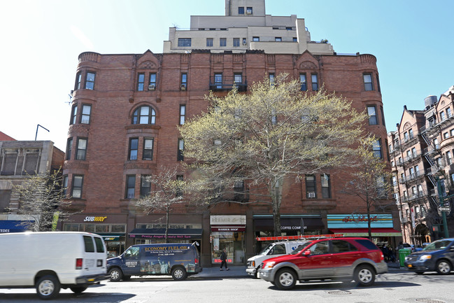 508-518 Columbus Ave in New York, NY - Building Photo - Building Photo