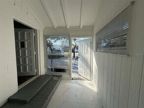 4711 10th Ave S in St. Petersburg, FL - Building Photo - Building Photo