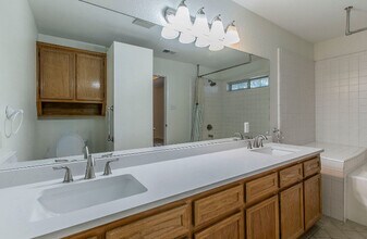 3349 Eagle Point W Ave in Belton, TX - Building Photo - Building Photo