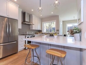 764 Hillcrest Dr in Redwood City, CA - Foto de edificio - Building Photo