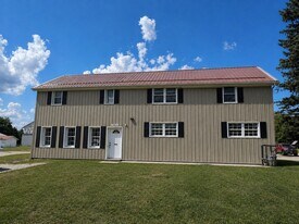 5361 Lake Rd S, Unit Lower in Brockport, NY - Building Photo