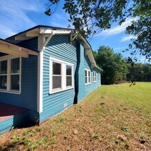1423 Lucas St in Cayce, SC - Building Photo - Building Photo