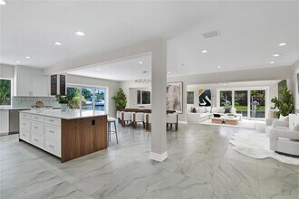 12985 Ortega Ln in North Miami, FL - Building Photo - Building Photo
