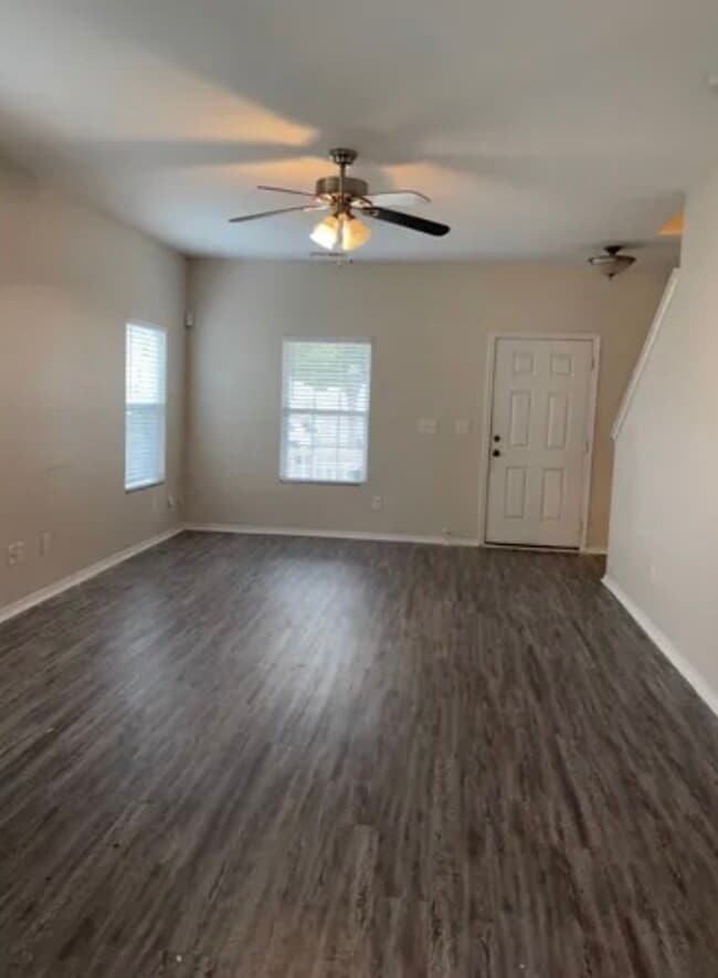 1050 Black Oak Dr in Gastonia, NC - Building Photo - Building Photo