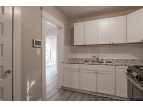 1333 E Pacific St in St. Paul, MN - Building Photo - Building Photo