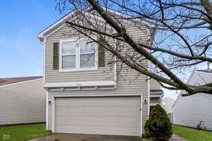 1235 Porchester Ln in Greenwood, IN - Building Photo