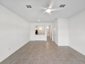 6322 Whetstone Ct in Palmetto, FL - Building Photo - Building Photo