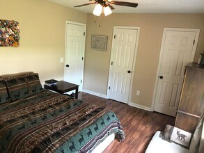 999 Ridgeland Dr in Hinesville, GA - Building Photo - Building Photo