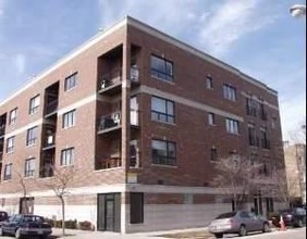 4700 N Kenmore Ave in Chicago, IL - Building Photo - Building Photo