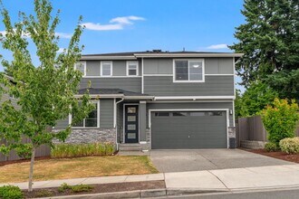 1003 75th Dr SE in Lake Stevens, WA - Building Photo - Building Photo