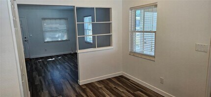 38101 10th Ave in Zephyrhills, FL - Building Photo - Building Photo