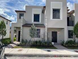 21038 NE 8th Ave in Miami, FL - Building Photo