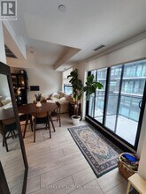 1612 Charles St in Whitby, ON - Building Photo - Building Photo