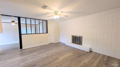 1025 Revere Dr in Pensacola, FL - Building Photo - Building Photo
